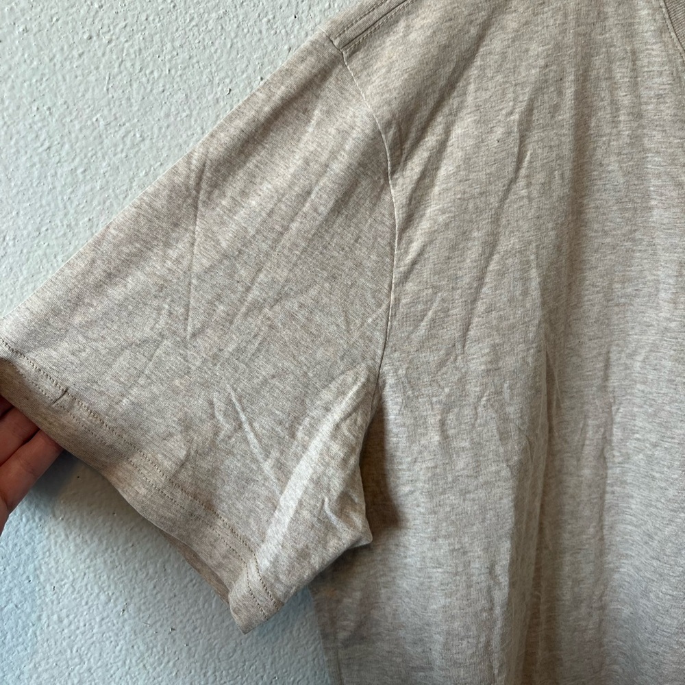 Pact Organic Cotton Softspun V-Neck Tee in Wheat Heather Effortless Sustainable - Picture 3 of 5